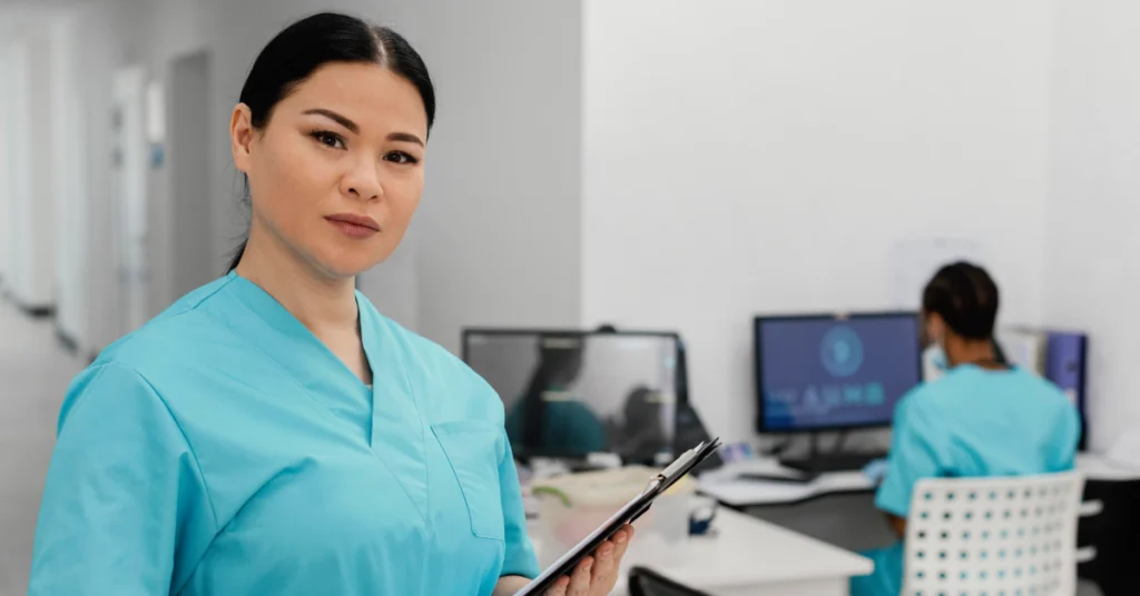 Telehealth Assistants vs. Traditional Medical Assistants: 5 Key Benefits